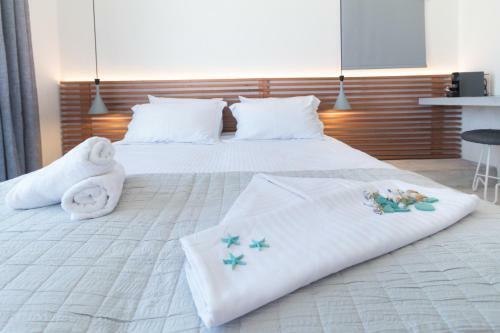 Wabi Luxury Suites & Maisonettes Ios