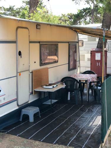 Happy Home Caravans-with Air Conditioner
