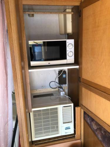 Happy Home Caravans-with Air Conditioner