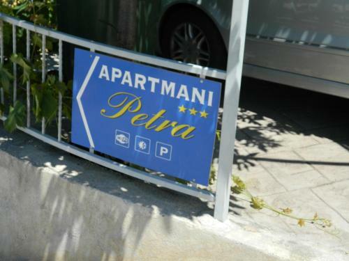 Apartmani Petra