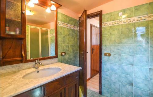 Awesome Home In Camaiore With Wifi And 3 Bedrooms
