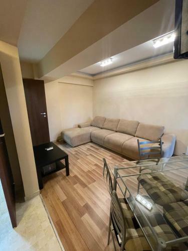 Miraj 2 Lake Apartment