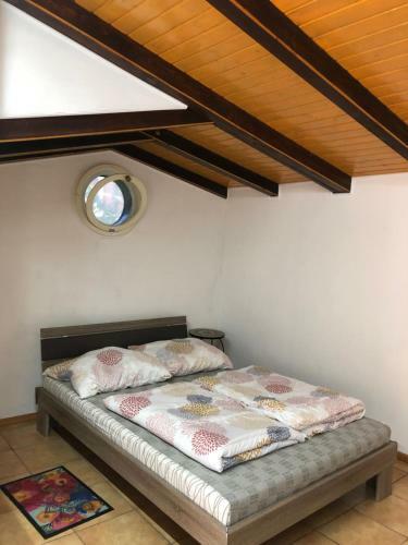 Apartamento Ubytovanie V Hos?ovskom Dome Flower