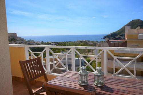 Cala Reona Apartamentos