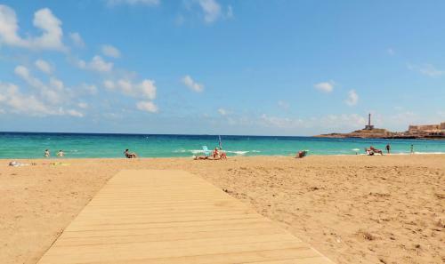 Cala Reona Apartamentos
