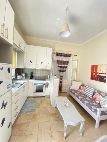 Maria & Zachos House