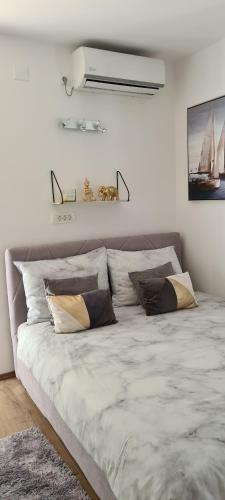 Studio Apartman Gr?eti?