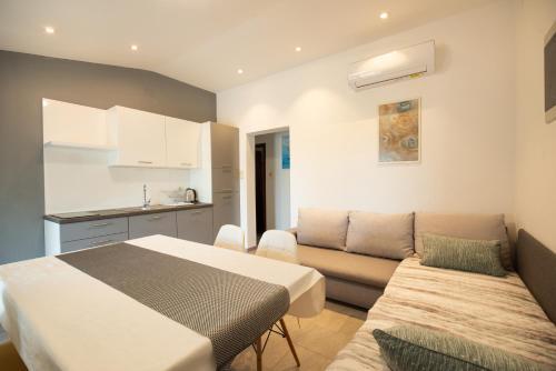 Apartments Barka