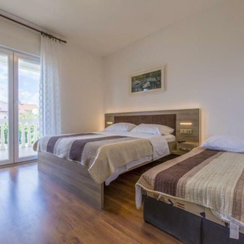 Apartmani S Dvije Sobe 4 Osobe