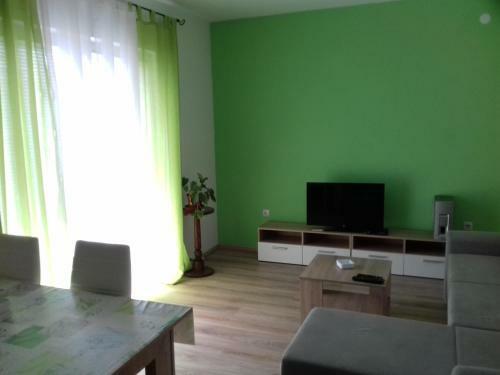 Apartmani Tomljenovi?