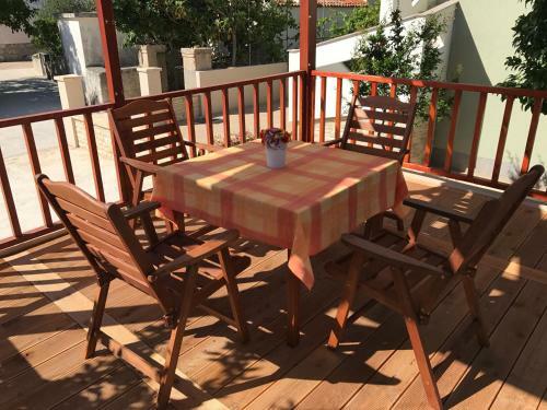 Apartmani Nina I Niko