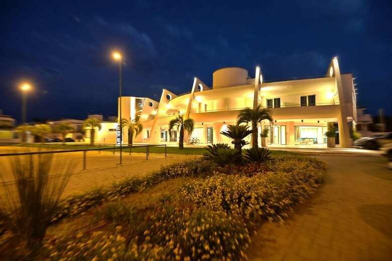 Callistos Hotel