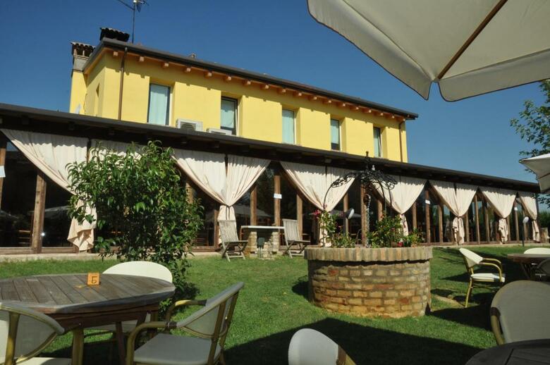 Hostal Osteria E Locanda Del Viaggiatore
