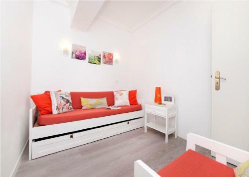 Apartment Near The Beach