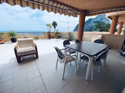 Apartamento Primera L�nea De Playa, Topacio 1