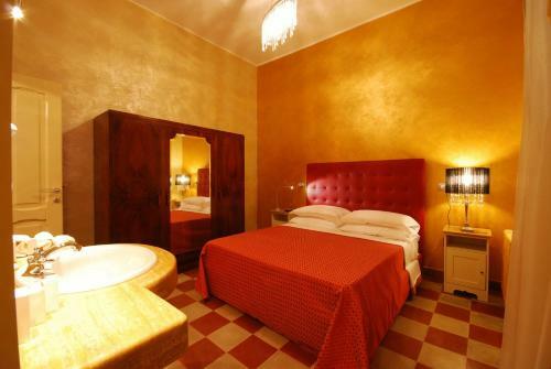 Hostal Mal� Suites