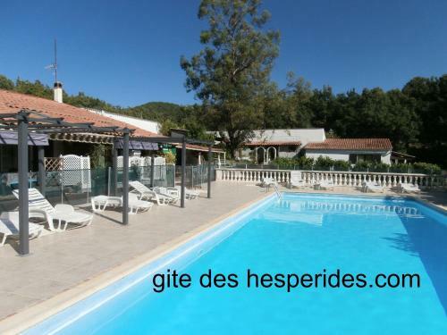 Le Claux Des Hesp�rides