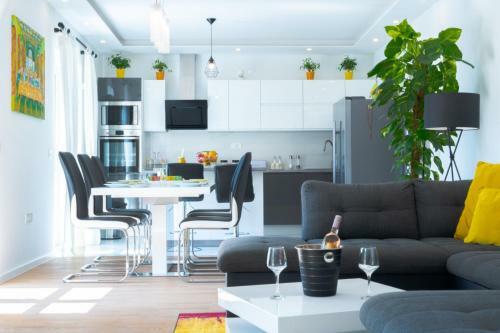 Luxury 5* Apartment By Guide & Sleep