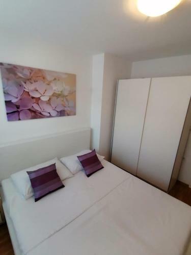 Apartments With Sea View Drvenik Makarska Riviera