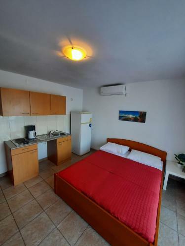 Apartments With Sea View Drvenik Makarska Riviera