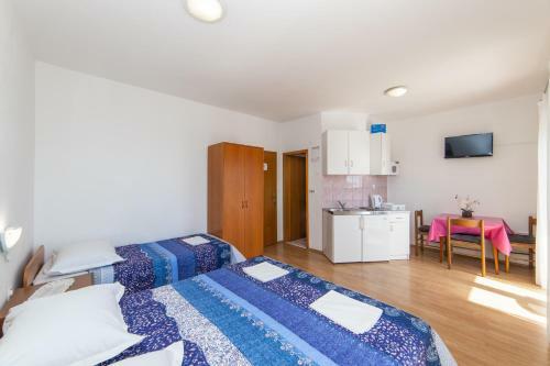 Seaview Apartments Marsic