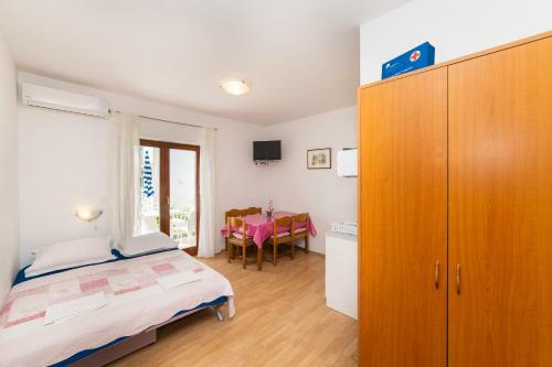 Seaview Apartments Marsic