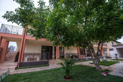 Hostal Pensiune Aymar