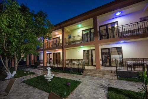 Hostal Pensiune Aymar