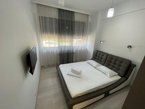 Mamaia Lake Apartments