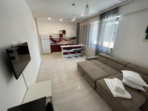 Mamaia Lake Apartments