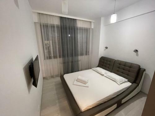 Mamaia Lake Apartments