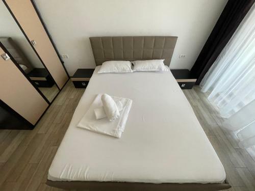 Mamaia Lake Apartments