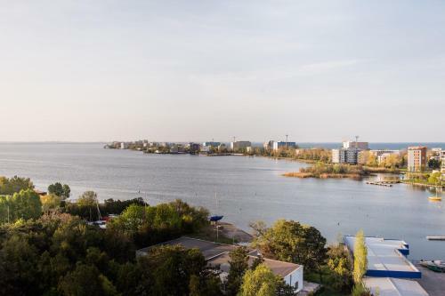 Mamaia Lake Apartments