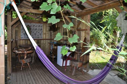 Camping Jardin La Vie En Vert En Ari�ge