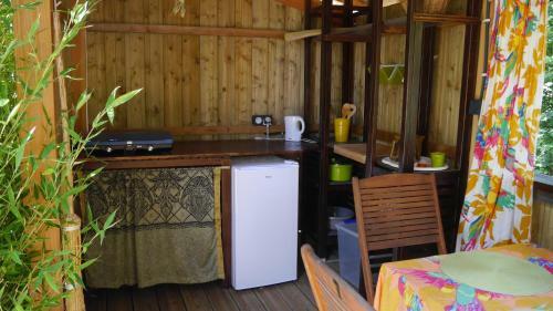 Camping Jardin La Vie En Vert En Ari�ge