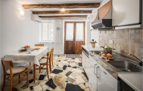 Awesome Home In Pazin With Wifi And 2 Bedrooms