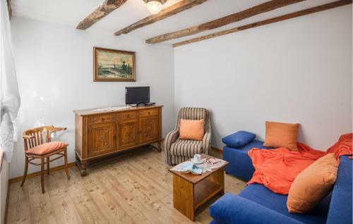 Awesome Home In Pazin With Wifi And 2 Bedrooms