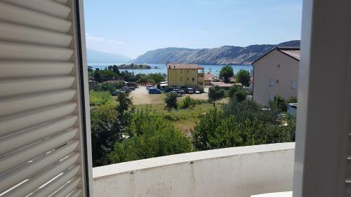 Apartments Lopar Story
