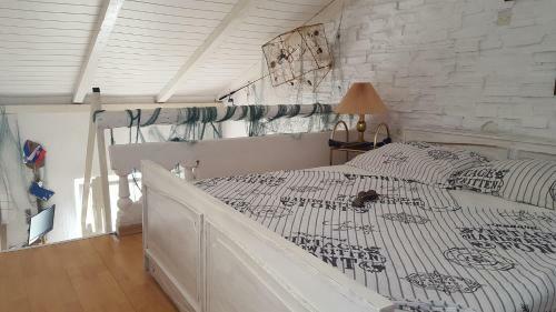 Apartments Lopar Story