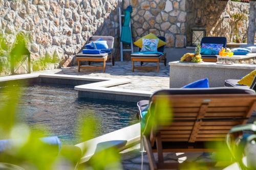 Villa Blue Diamond