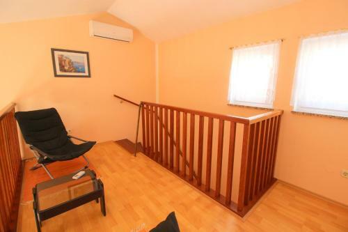 Apartamento Nela, 700 M From The Beach