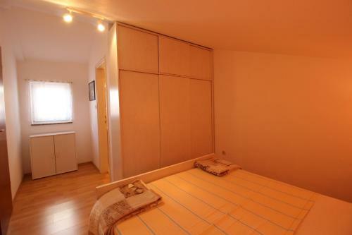Apartamento Nela, 700 M From The Beach