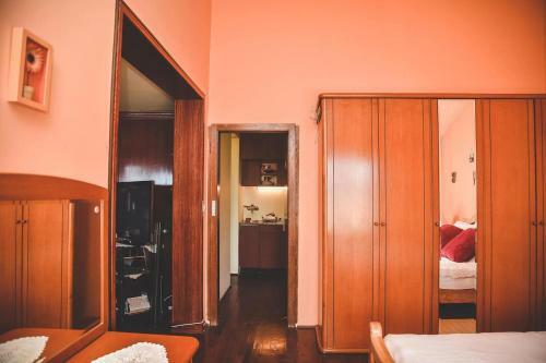Apartment And Room Tacy
