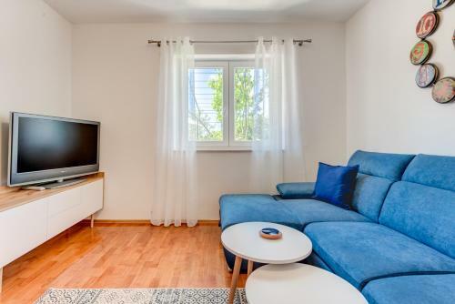 Apartmani Mirta Omi?