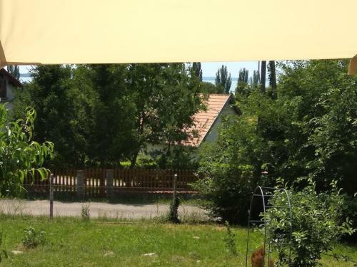 Balatuniversum Apartmanhouse