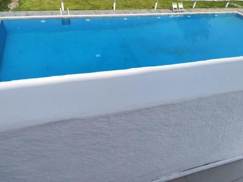 Hostal Villa Elia Waterfront Suites & Pool