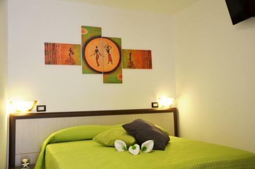 Bed & Relax