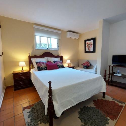 Manta Guest - Bed & Breakfast