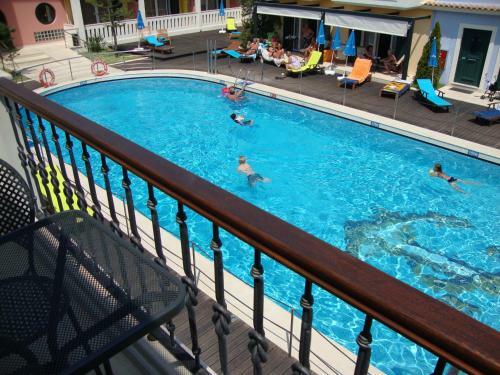 Aparthotel Captain Stavros Hotel