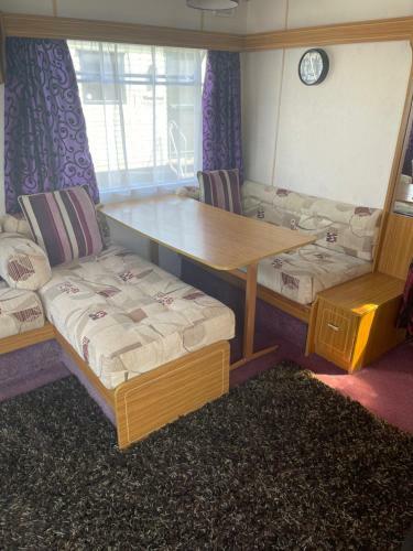 Caravan 6 Berth Ingoldmells Coral Beach Site No Pets Allowed